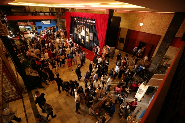 144533_dam-vinh-hung_liveshow-sai-gon-bo