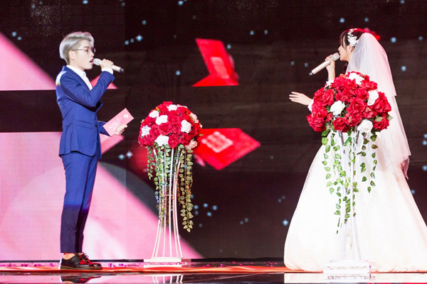 Đức Phúc - Jang Mi tổ chức lễ cưới 'Sầu tím thiệp hồng' 0